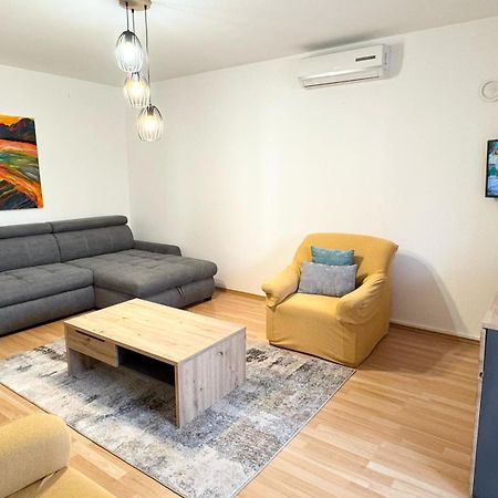 Apartments Nives بوريتش المظهر الخارجي الصورة