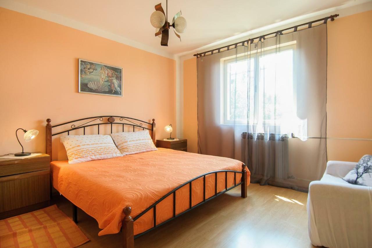 Apartments Nives بوريتش المظهر الخارجي الصورة