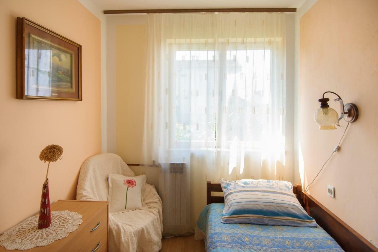 Apartments Nives بوريتش المظهر الخارجي الصورة